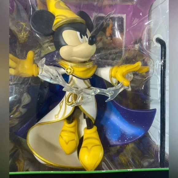Disney - Mirrorverse - Mickey Mouse Deluxe Figure / Statue 12” - BNIB 💛 - Picture 13 of 13